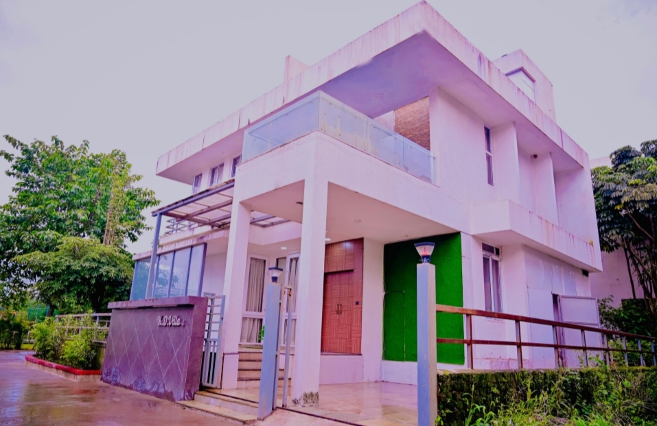 Villa At Lonavala