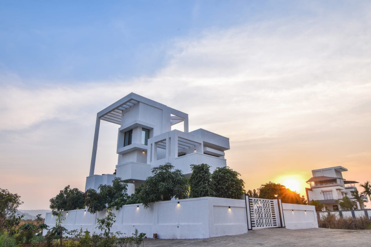 Villa in Lonavala
