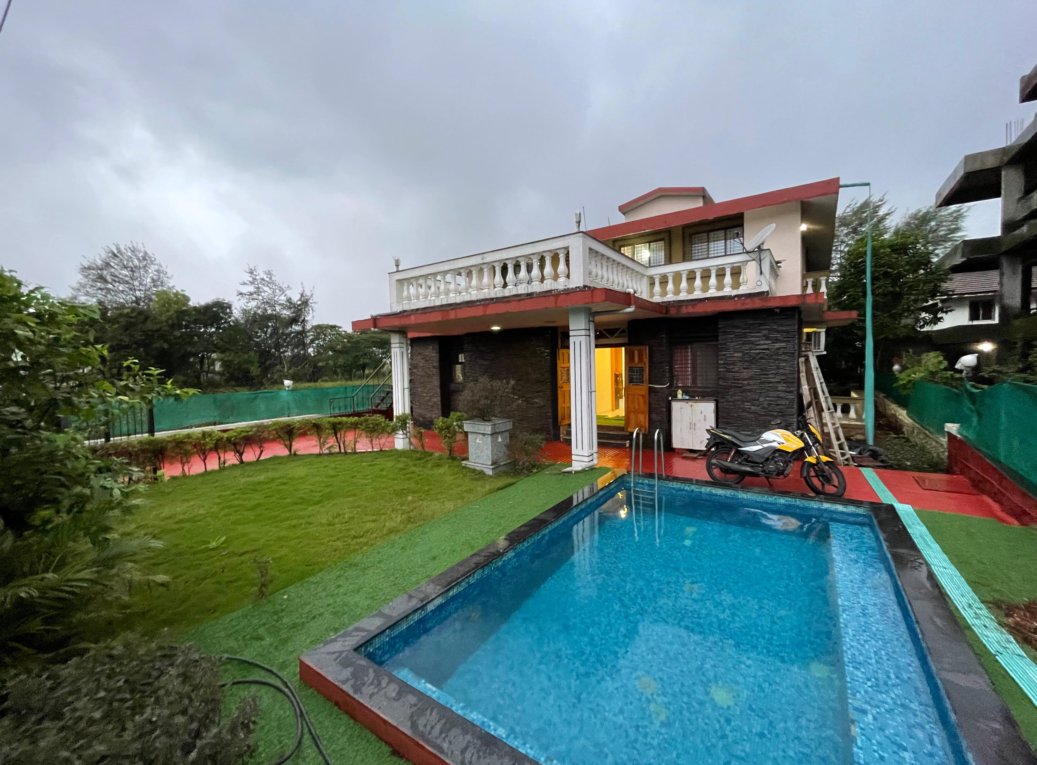 Villa in Lonavala