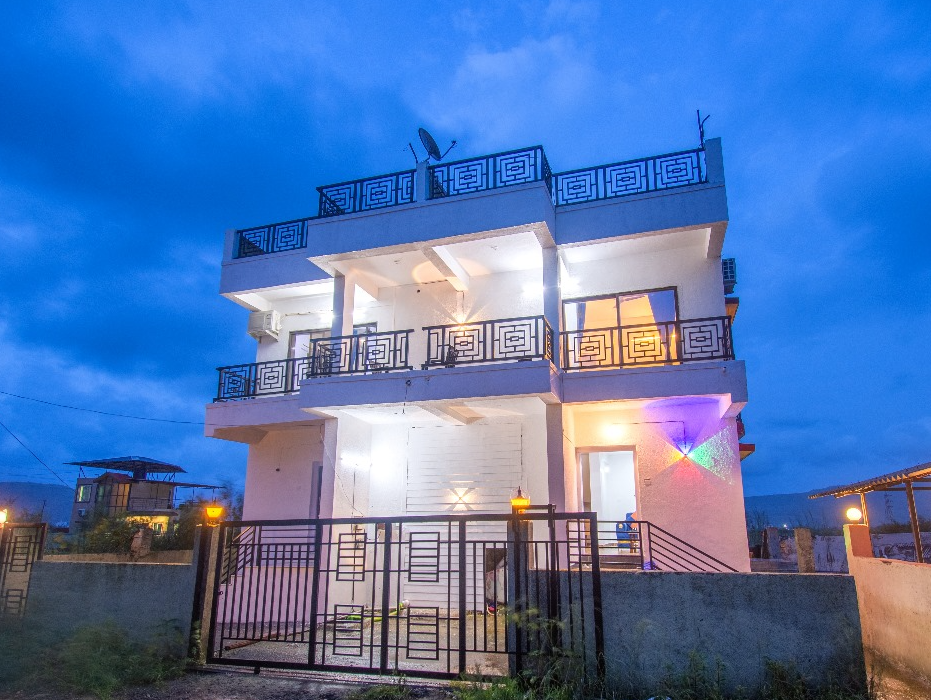 Private room in Lonavala