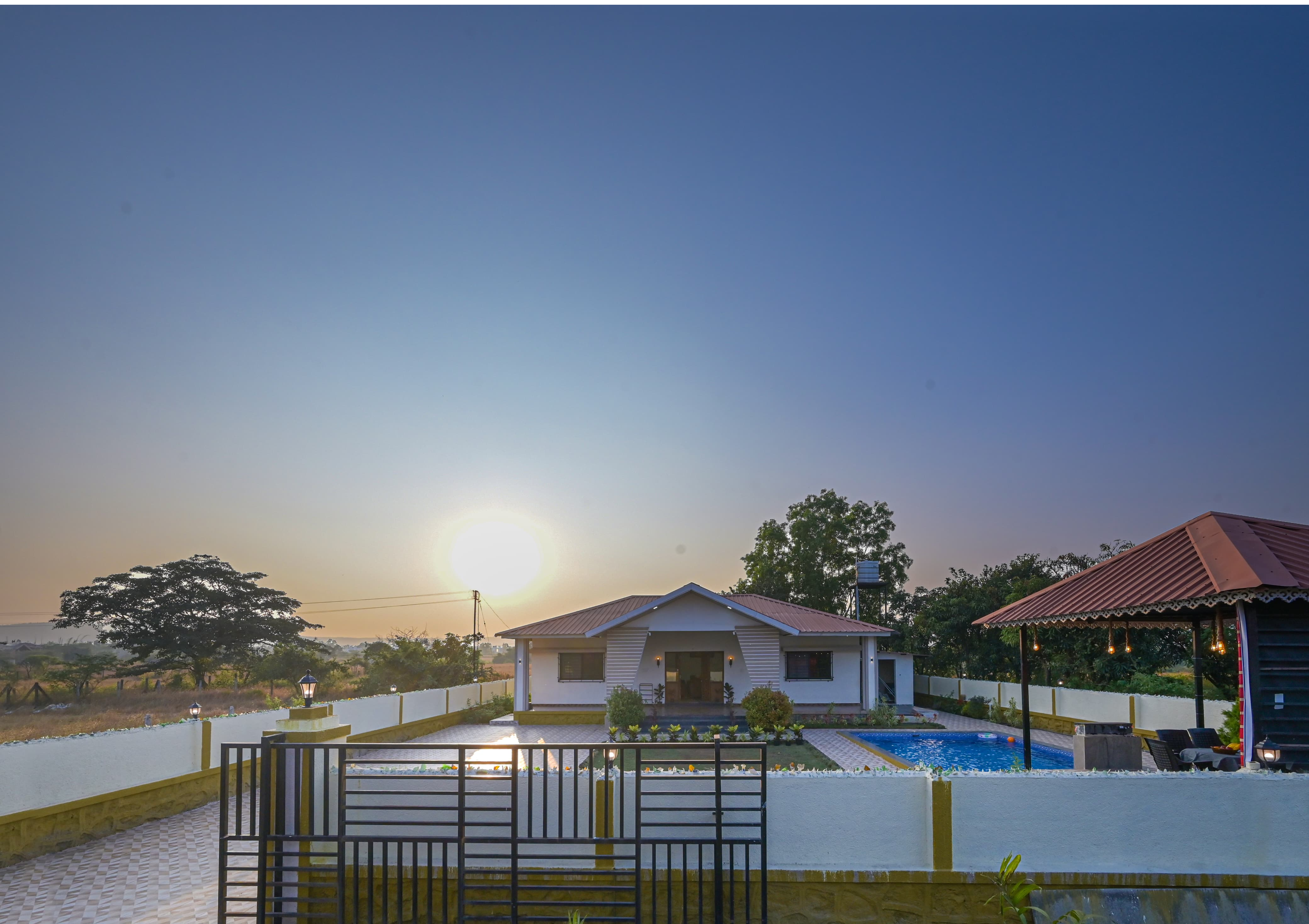 Private room in Lonavala