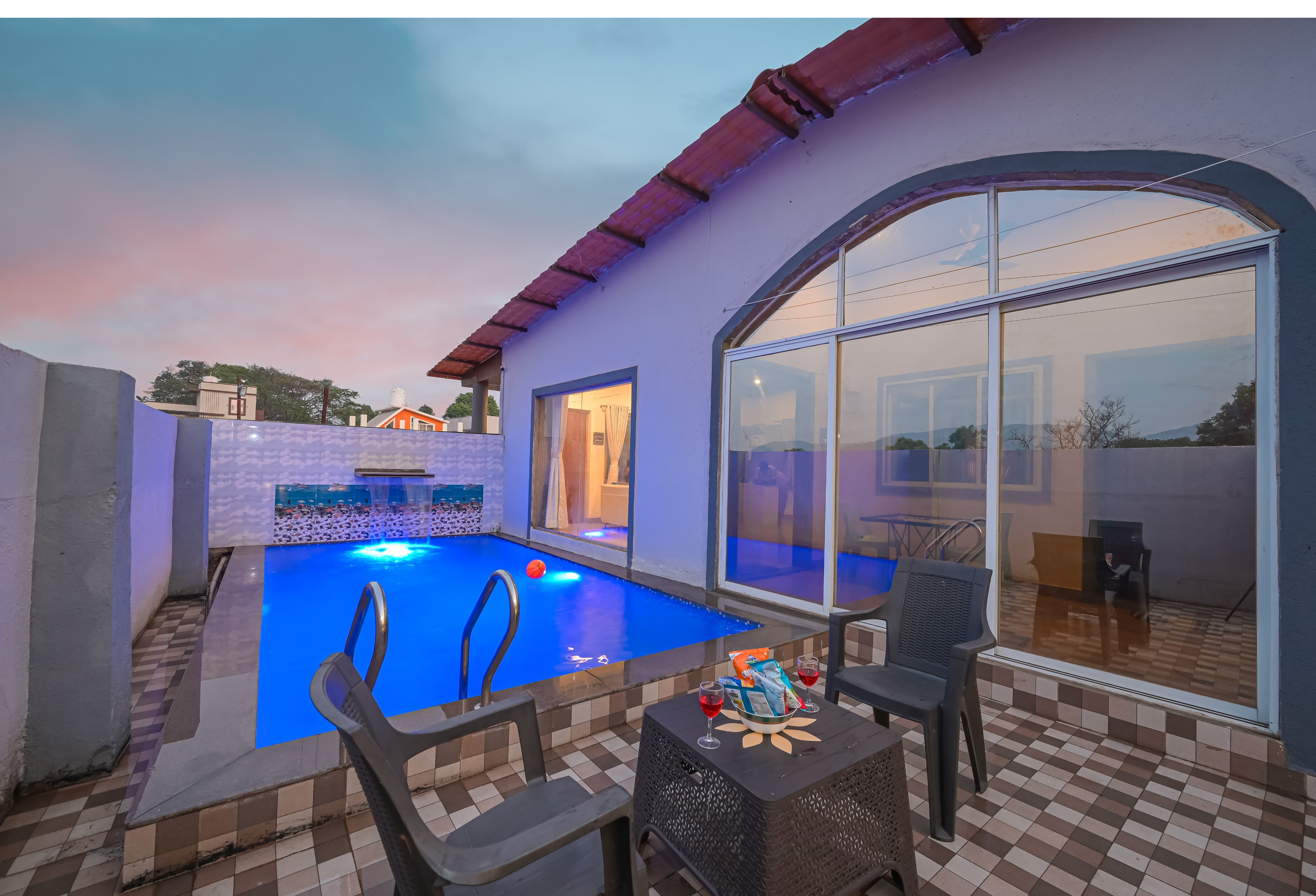 Private room in Karla